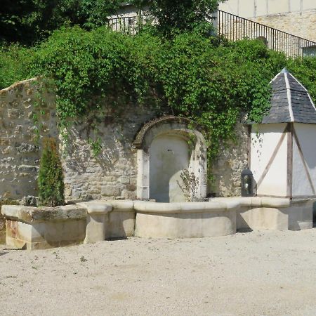 Chateau De Gaubert Terrasson-Lavilledieu Exterior photo