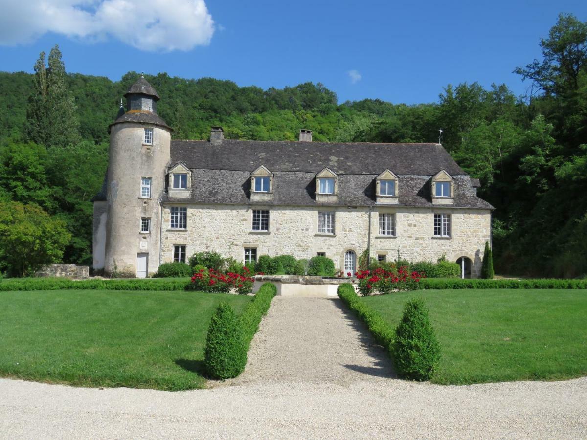 Chateau De Gaubert Terrasson-Lavilledieu Exterior photo